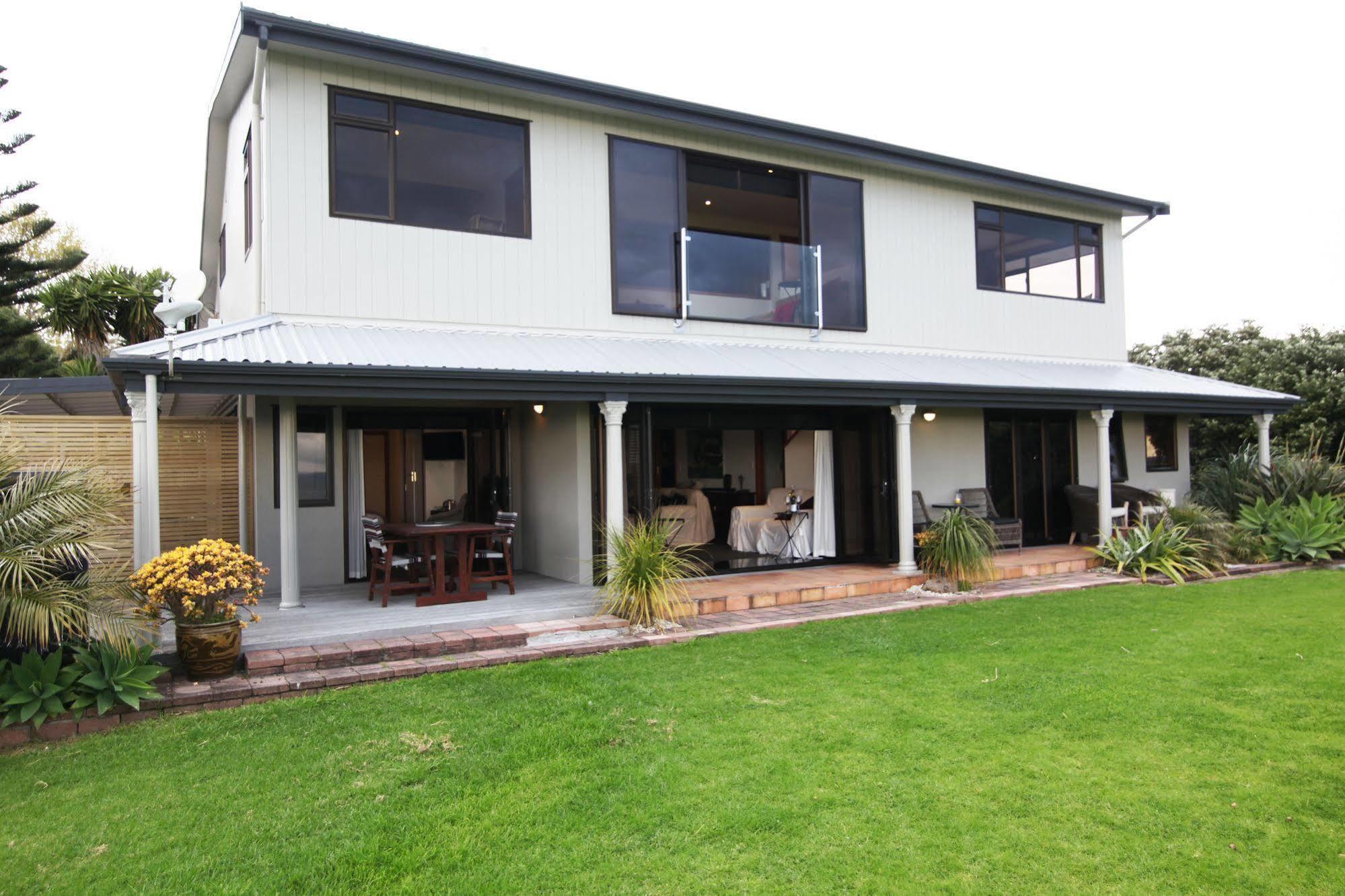 Te Puru Beach Lodge Eksteriør bilde
